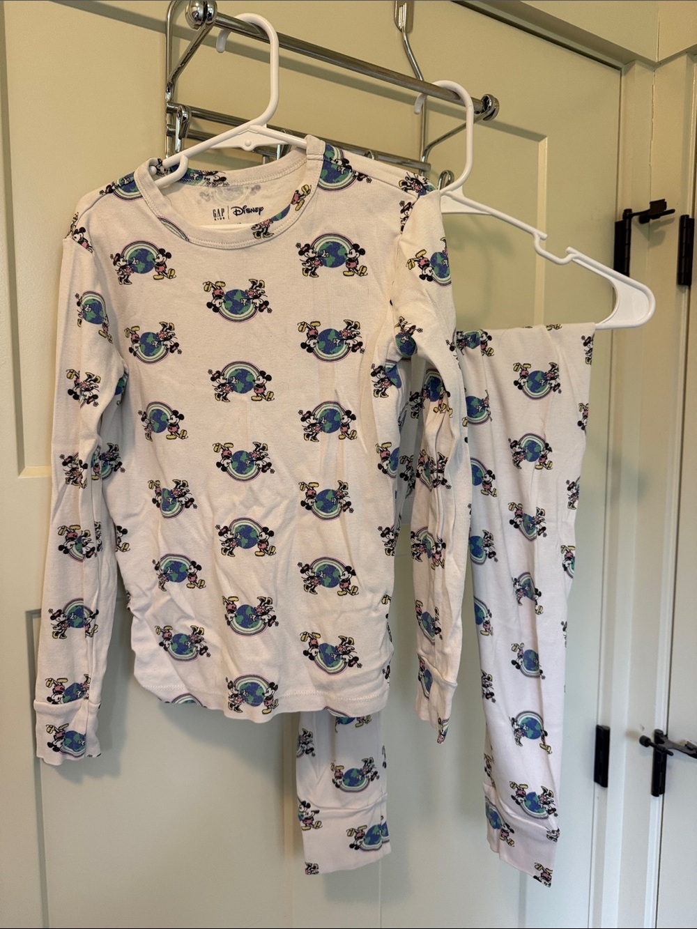 GAP White Kids Pajama Set with Mickey & Minnie Globe Rainbow Print